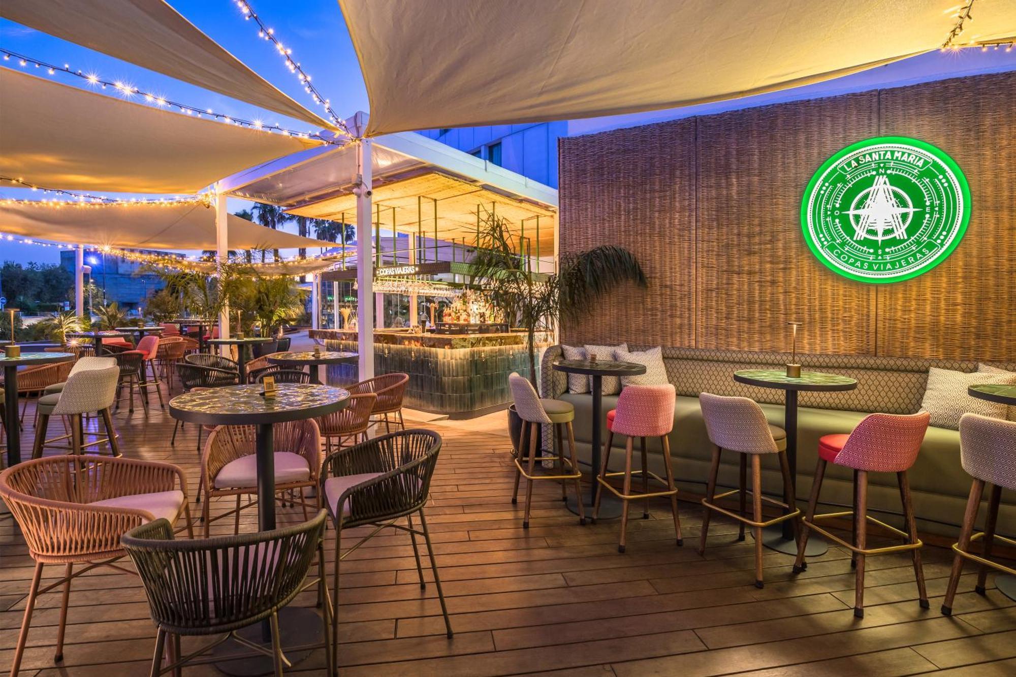 Barcelo Sevilla Renacimiento Esterno foto The Terrace at the InterContinental Athens